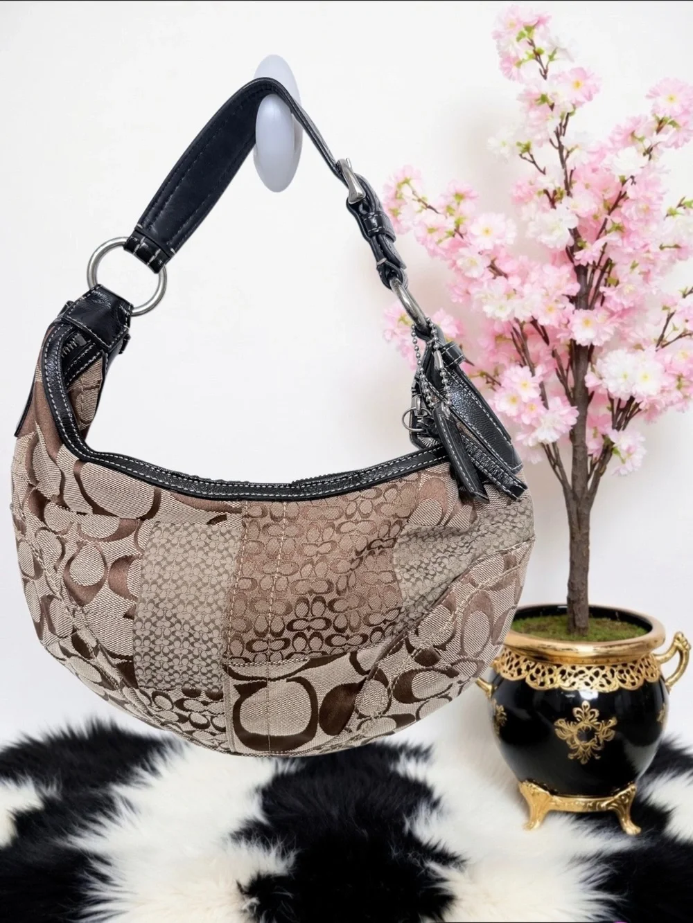 COACH SOHO SIGNATURE PATCHWORK DEMI HOBO